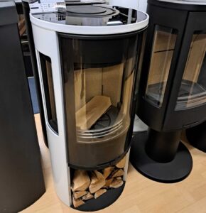 Contura 556 mallitakka poistohintaan Unelmauuneilta