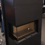 Contura-i41-kiertoilmatakka-musta-teräs-messumalli-Unelmauunit – Unelmauunit | Takkahuone Helsinki Messutakka tarjoushintaan Contura i41 musta teräs