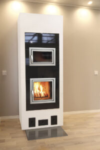 Warma-Uunit Fiona varaava takka leivinuunilla | Warma-Uunit Fiona heat-storing fireplace with oven