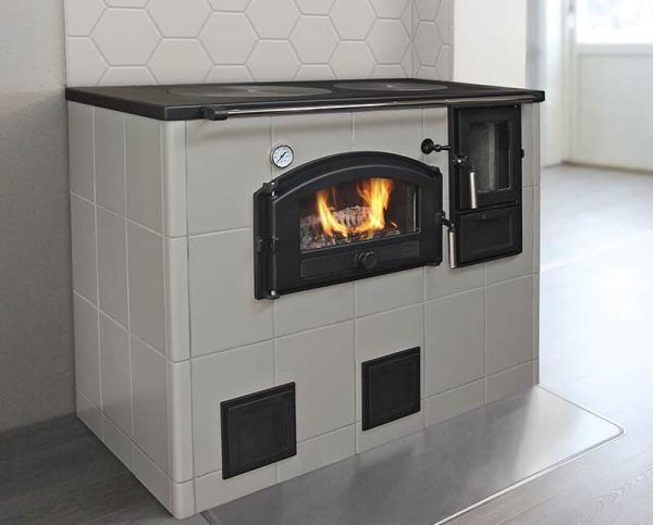 Warma-Uunit Serafina puuliesi leivinuunilla | Warma-Uunit Serafina woodburning cooker with baking oven