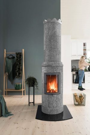 Norsk Kleber Kristin vuolukivitakka | Norsk Kleber Kristin soapstone fireplace