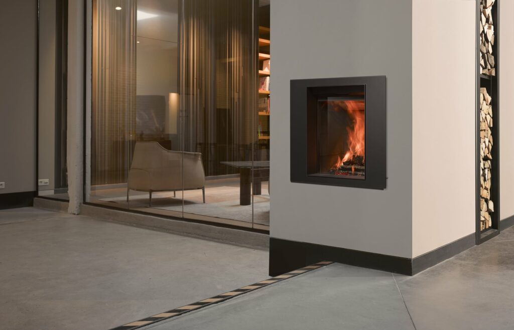 Stûv 22-70 -takkasydän| Stûv 22-70 fireplace insert